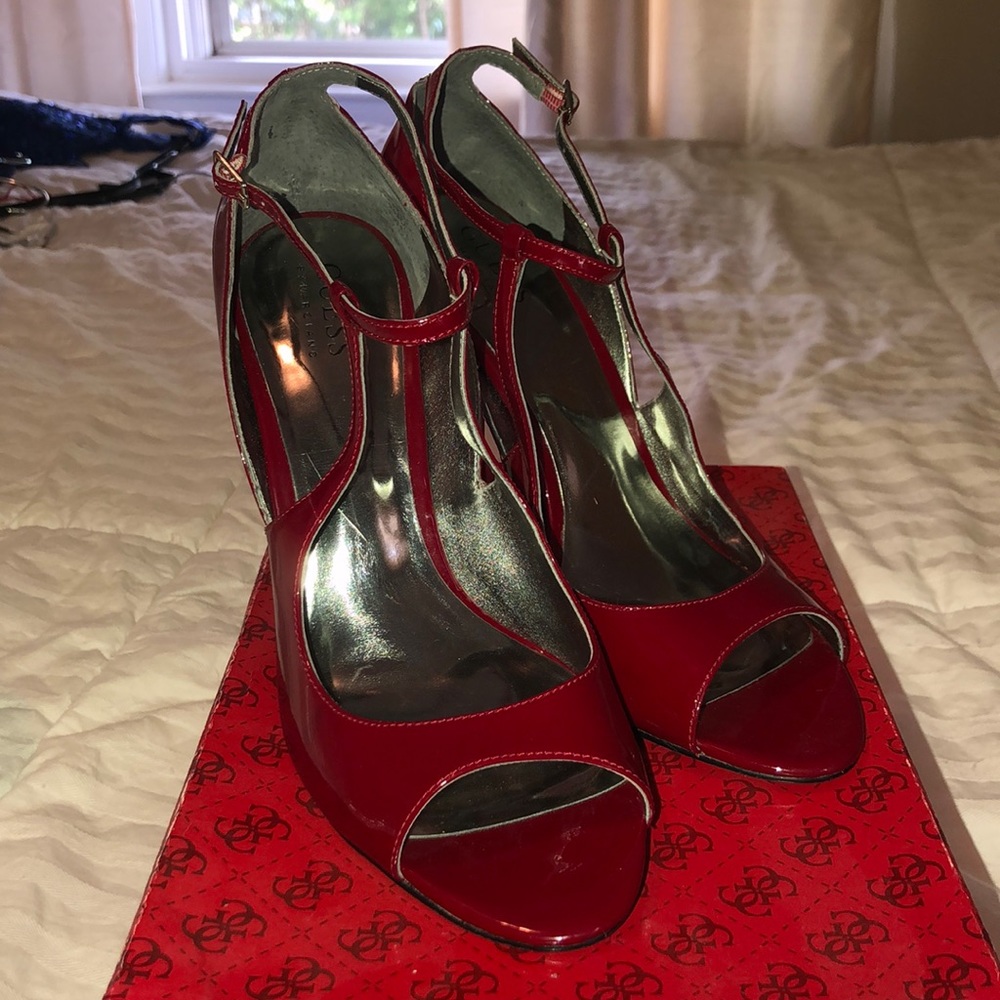 Heels - Picture 3 of 4